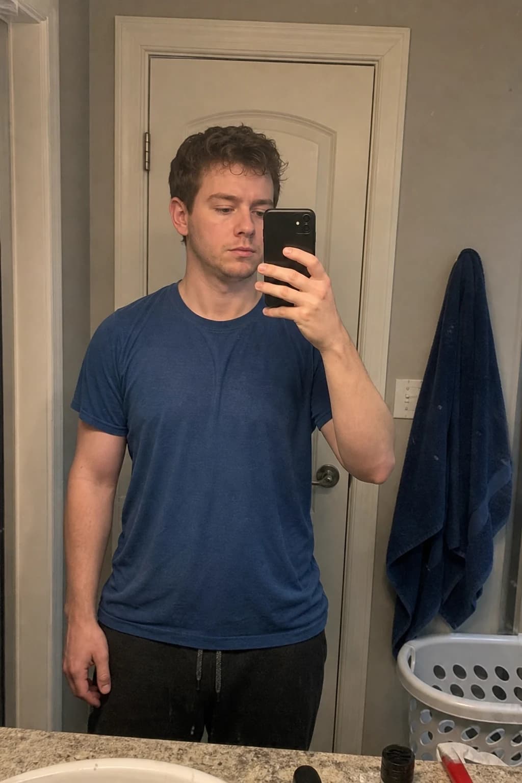 Adult tracking strength progress in an ordinary home setting